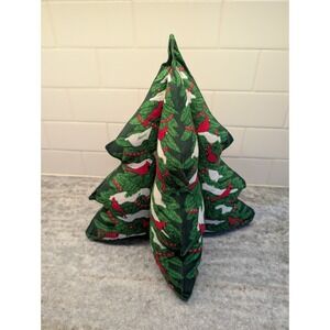 VINTAGE QUILTED TABLETOP‎ CHRISTMAS TREE With CARDINALS